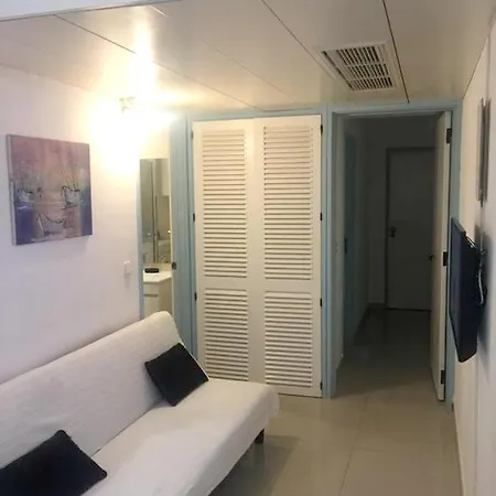 With 2 Bedrooms In Praia Da Rocha With Furnished Terrace And Wifi 100 M From The Beach * Portimão
