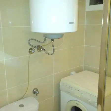 With 2 Bedrooms In Praia Da Rocha With Furnished Terrace And Wifi 100 M From The Beach Apartment Portimao