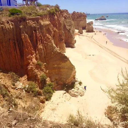 With 2 Bedrooms In Praia Da Rocha With Furnished Terrace And Wifi 100 M From The Beach Apartment Portimao