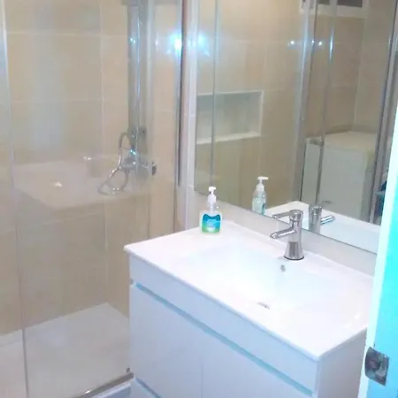 Apartment With 2 Bedrooms In Praia Da Rocha With Furnished Terrace And Wifi 100 M From The Beach *
