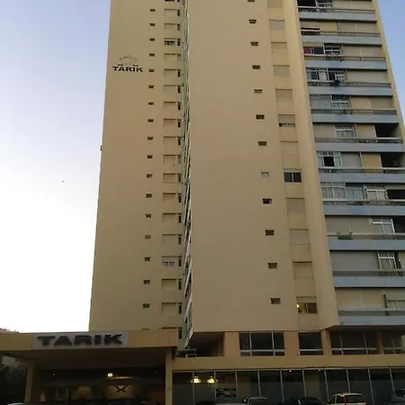 With 2 Bedrooms In Praia Da Rocha With Furnished Terrace And Wifi 100 M From The Beach 公寓 波尔蒂芒